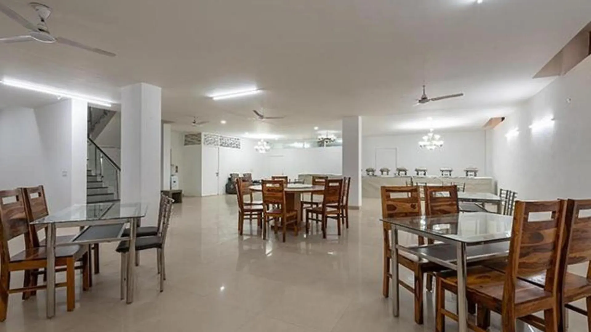 Fabhotel The Venessa Gurgaon 0*,